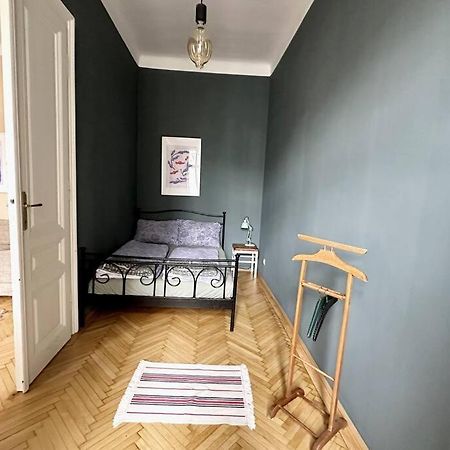 Ruhige & Grosse Altbauwohnung 7Min Zum Zentrum Wien Exteriör bild
